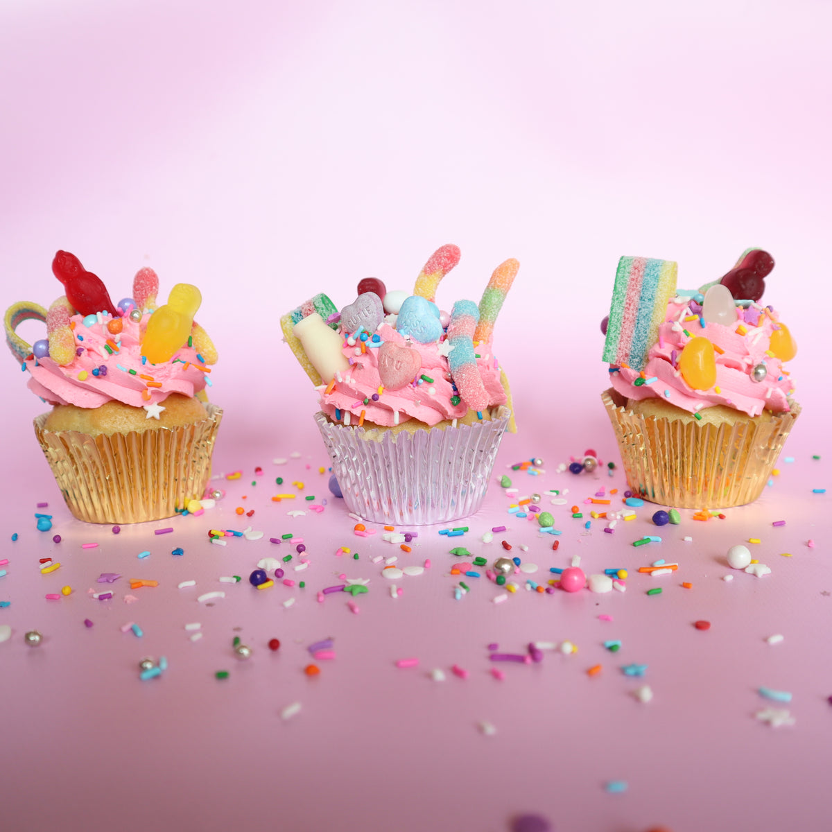 DIY cupcake kit – A sprinkle on top cakes